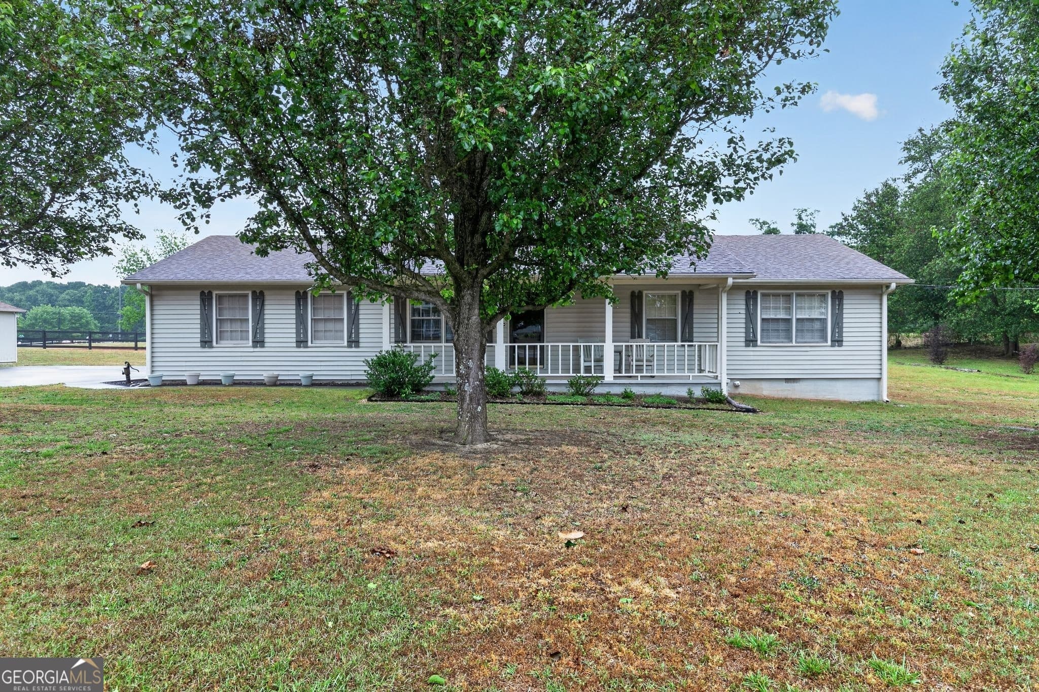 3 bedroom, 2 bathroom, 1,586 sq ft single family residence sold at 5719 Hill Road, Powder Springs, GA 30127