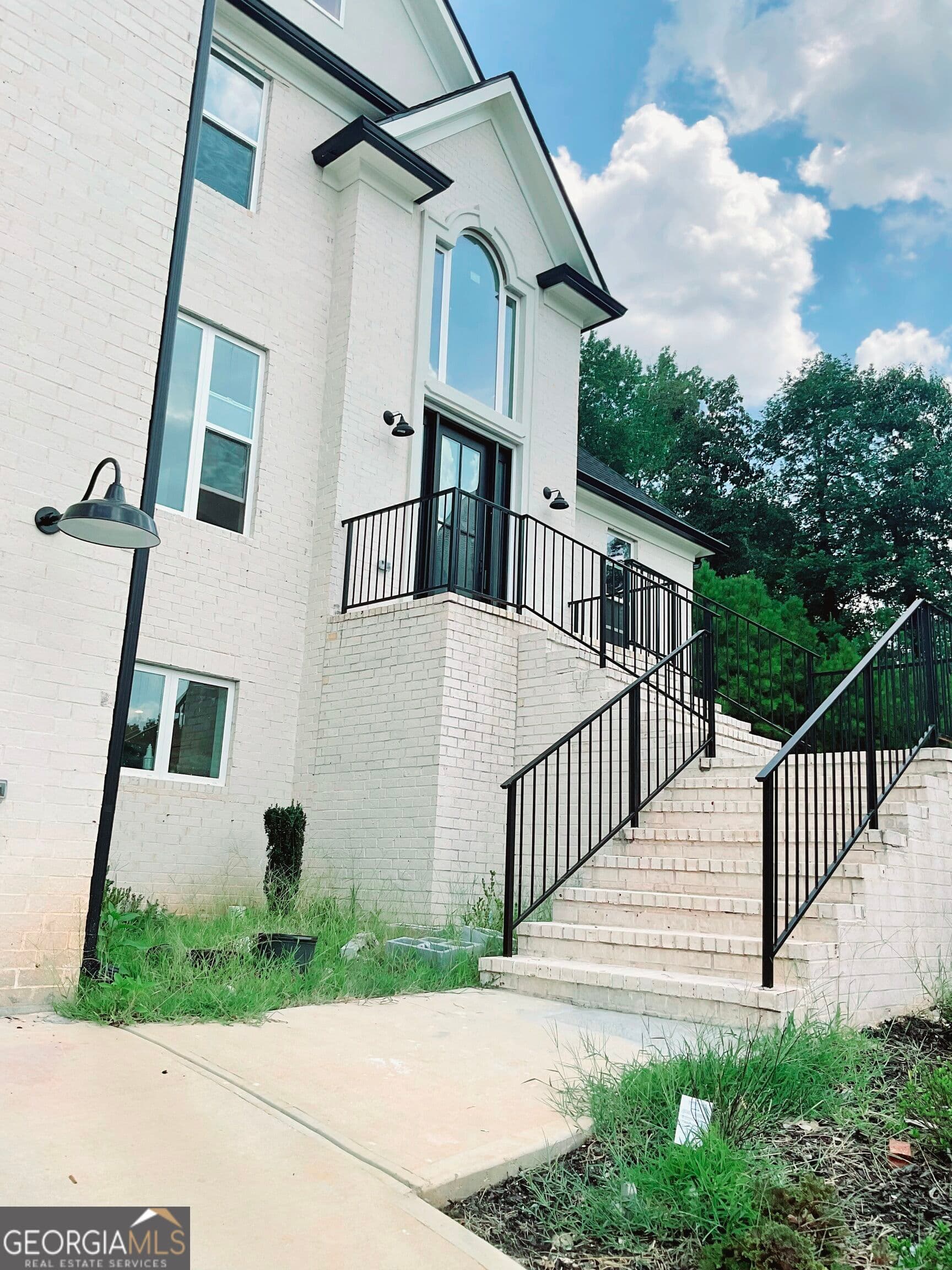 7 bedroom, 5 bathroom, 4,580 sq ft single family residence for sale at 2910 Battlecrest Drive, Decatur, GA 30034