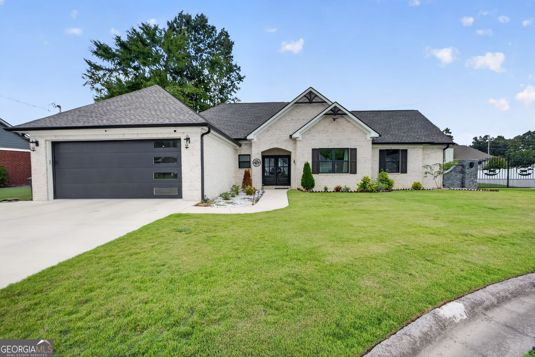 4 bedroom, 4 bathroom, 2,111 sq ft single family residence for sale at 6 Savannah Place, Rome, GA 30165