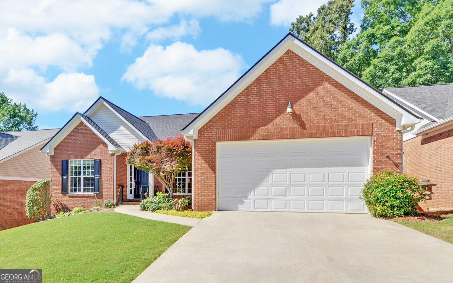 4 bedroom, 4 bathroom, 3,266 sq ft single family residence sold at 922 Brenau Point Drive, Gainesville, GA 30501