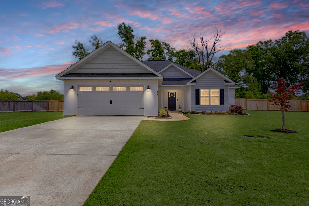 3 bedroom, 2 bathroom, 1,462 sq ft single family residence sold at 104 Meredith Layne Court, Perry, GA 31069
