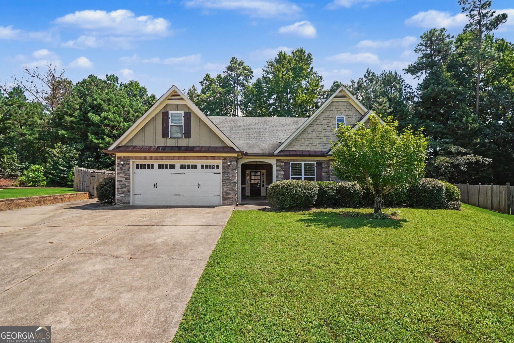 4 bedroom, 3 bathroom, 3,076 sq ft single family residence for sale at 87 Thomas Place Drive, Dallas, GA 30157