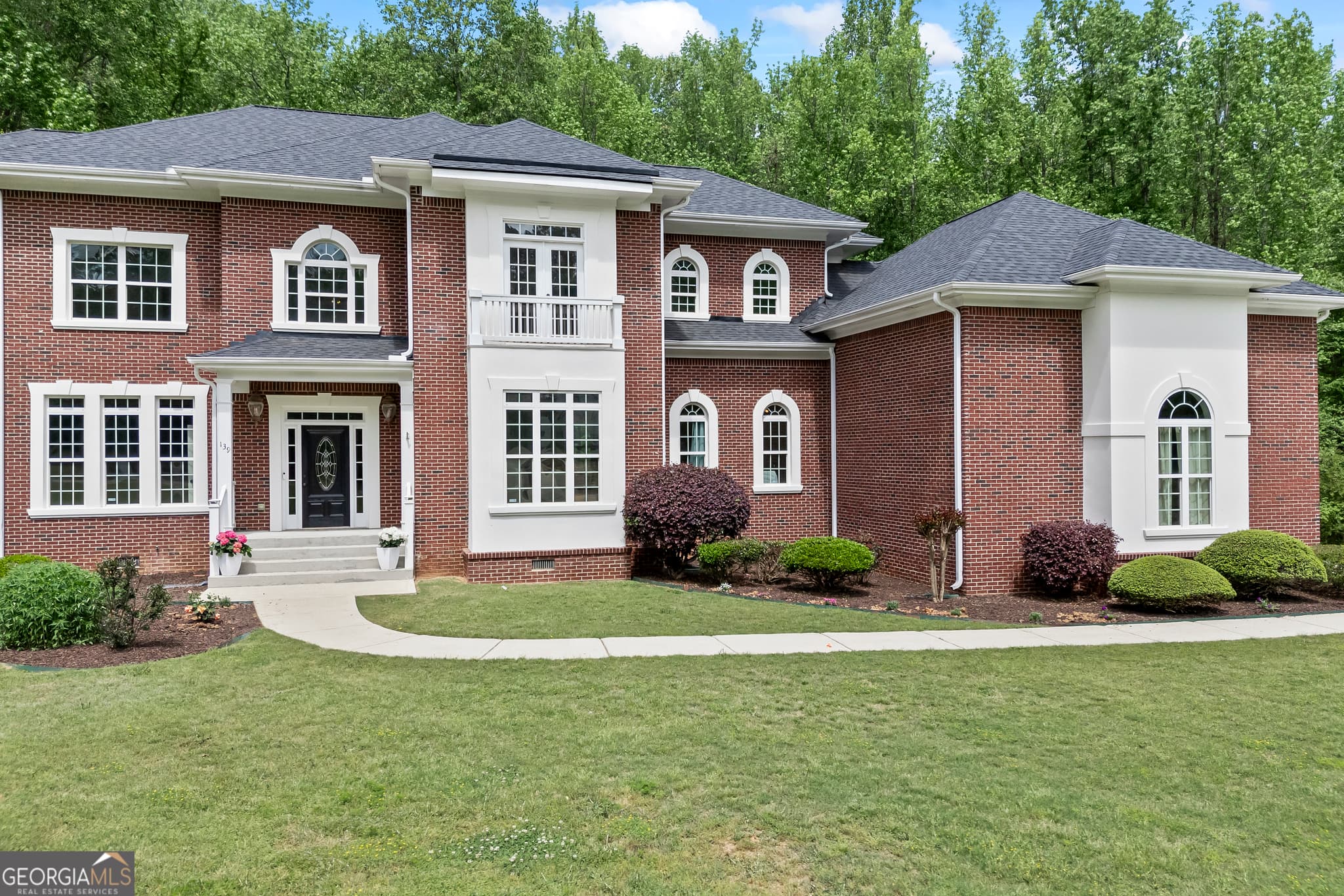 5 bedroom, 5 bathroom, 5,800 sq ft single family residence sold at 139 Thornhill Circle, Athens, GA 30607