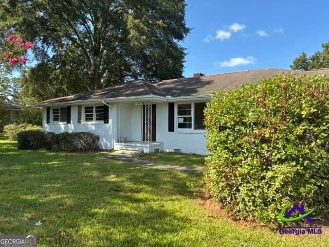 3 bedroom, 2 bathroom, 1,689 sq ft single family residence for sale at 206 Willow Lake Road, Fort Valley, GA 31030