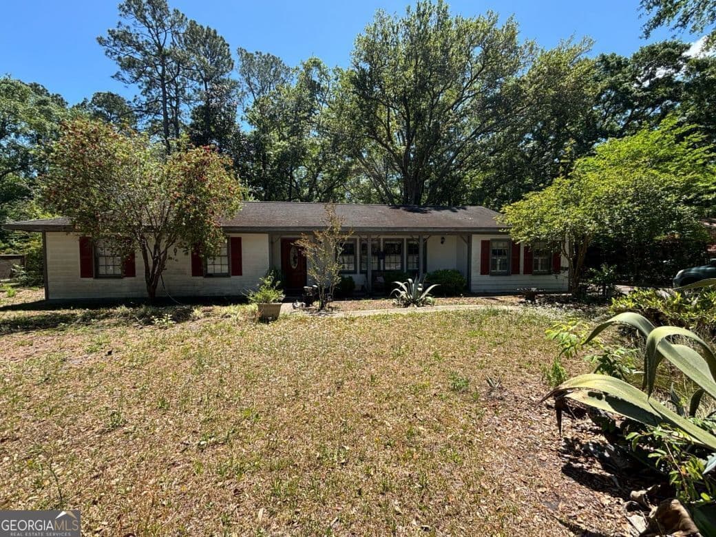 3 bedroom, 2 bathroom, 1,564 sq ft single family residence sold at 204 Palmetto Street, St. Marys, GA 31558