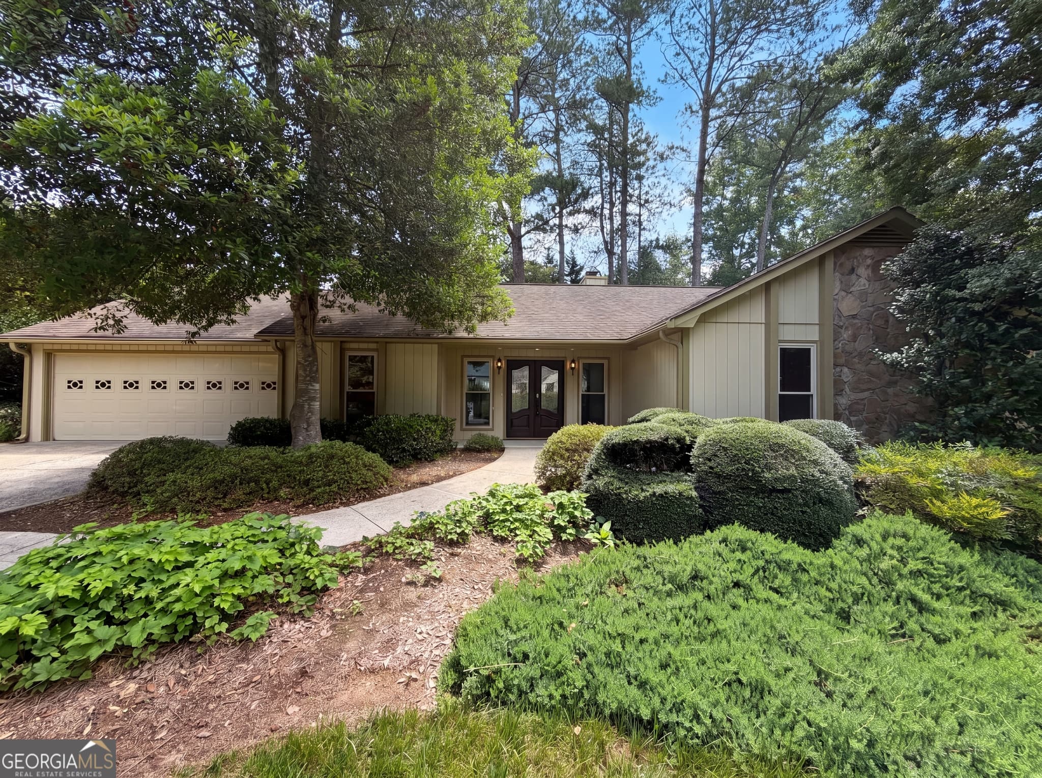 4 bedroom, 2.5 bathroom, 1,950 sq ft single family residence sold at 2110 Old Forge Way, Marietta, GA 30068