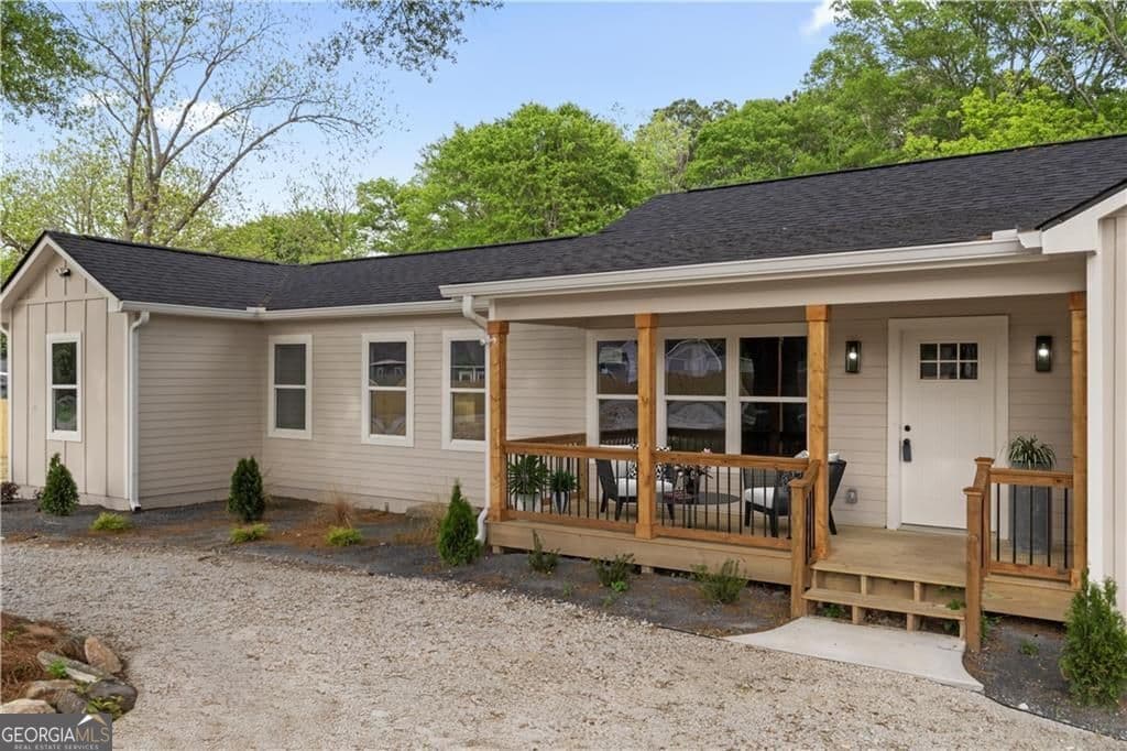 3 bedroom, 2.5 bathroom, 1,615 sq ft single family residence sold at 1835 Hawkins Street, Smyrna, GA 30080