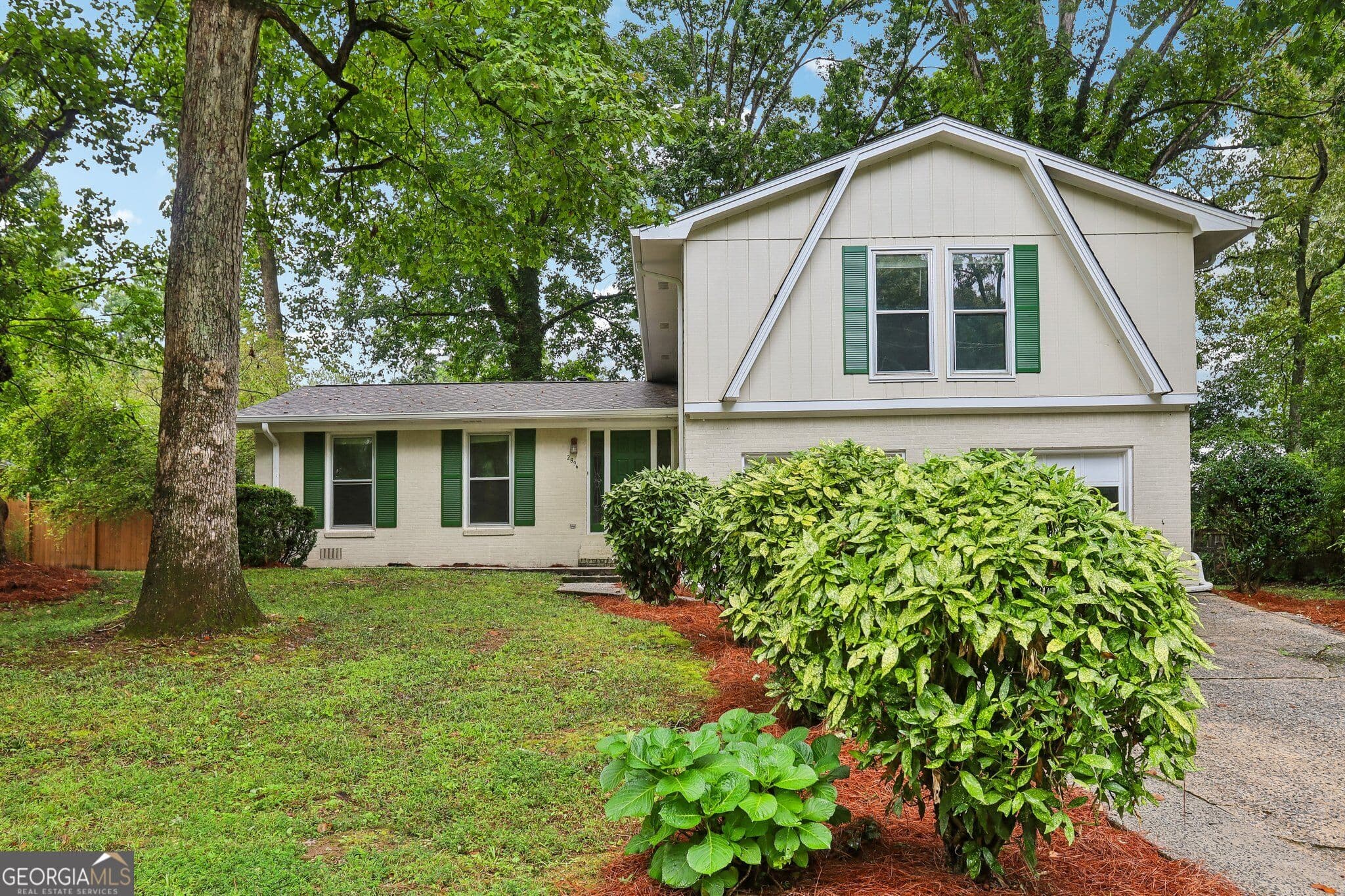 4 bedroom, 2.5 bathroom, 2,477 sq ft single family residence for sale at 2896 Haverford Lane, Marietta, GA 30067