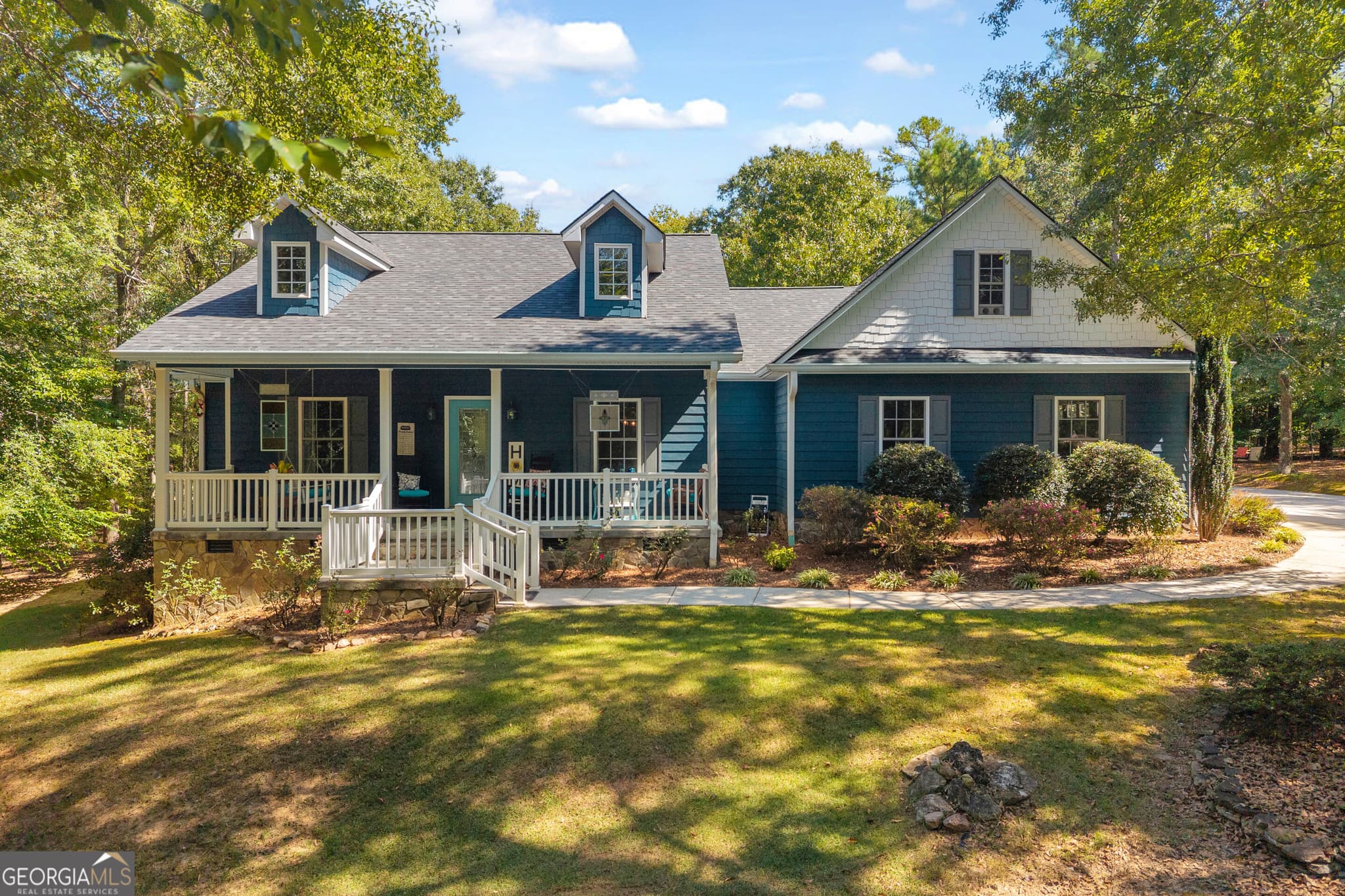 3 bedroom, 2 bathroom, 2,400 sq ft single family residence for sale at 1651 Springfield Drive, Elberton, GA 30635