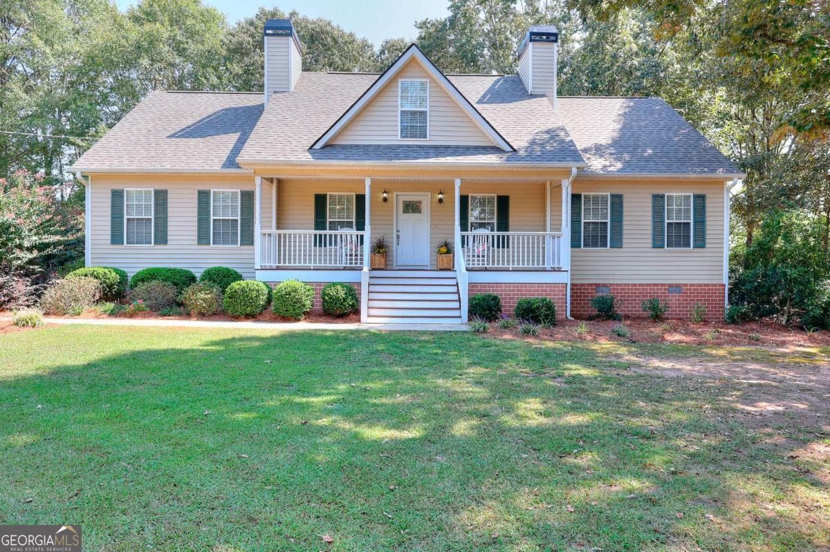 4 bedroom, 3 bathroom, 2,560 sq ft single family residence for sale at 25 Browning Shoals Road, Social Circle, GA 30025