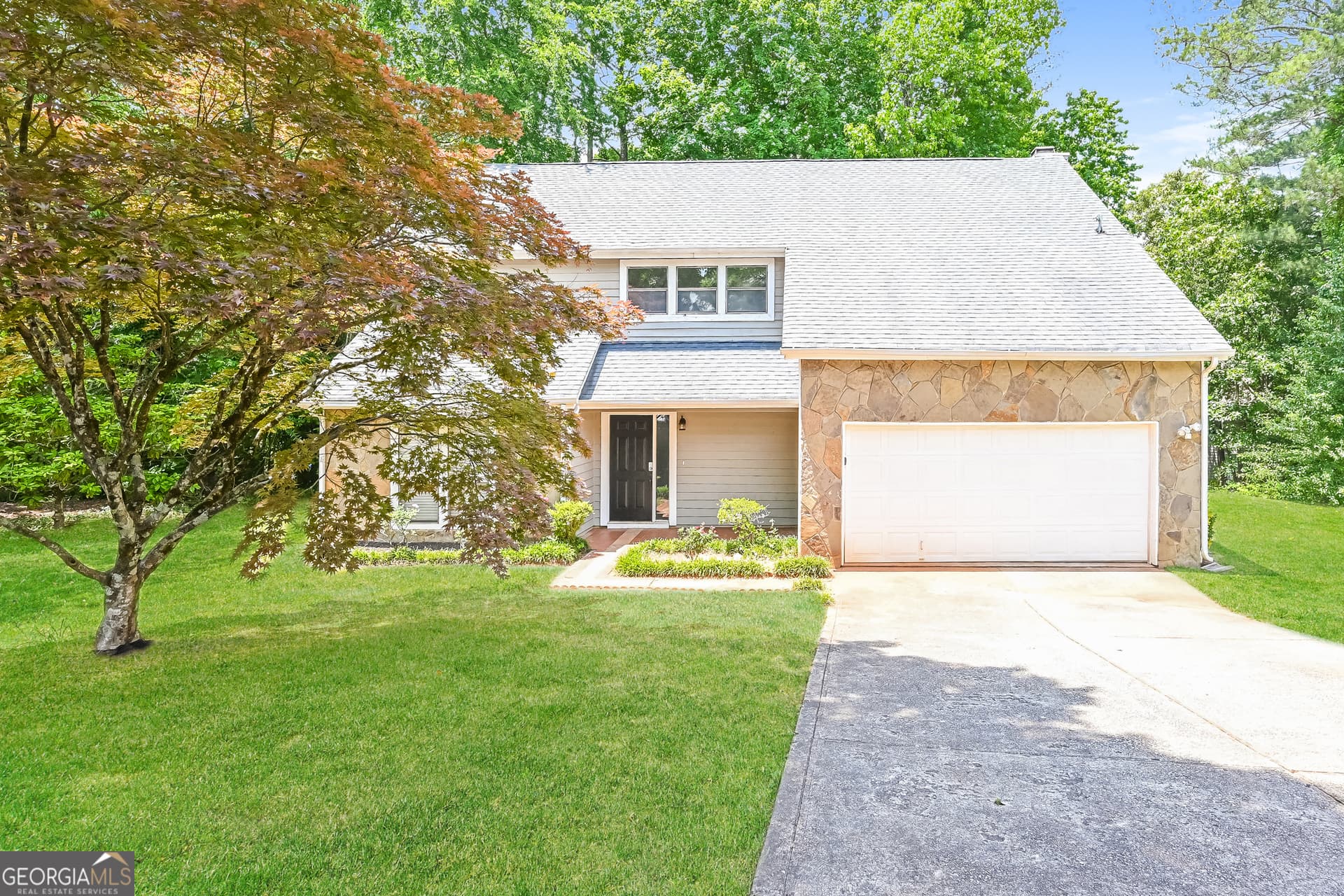 4 bedroom, 2.5 bathroom, 2,456 sq ft single family residence for sale at 1618 Golf Overlook, Stone Mountain, GA 30088