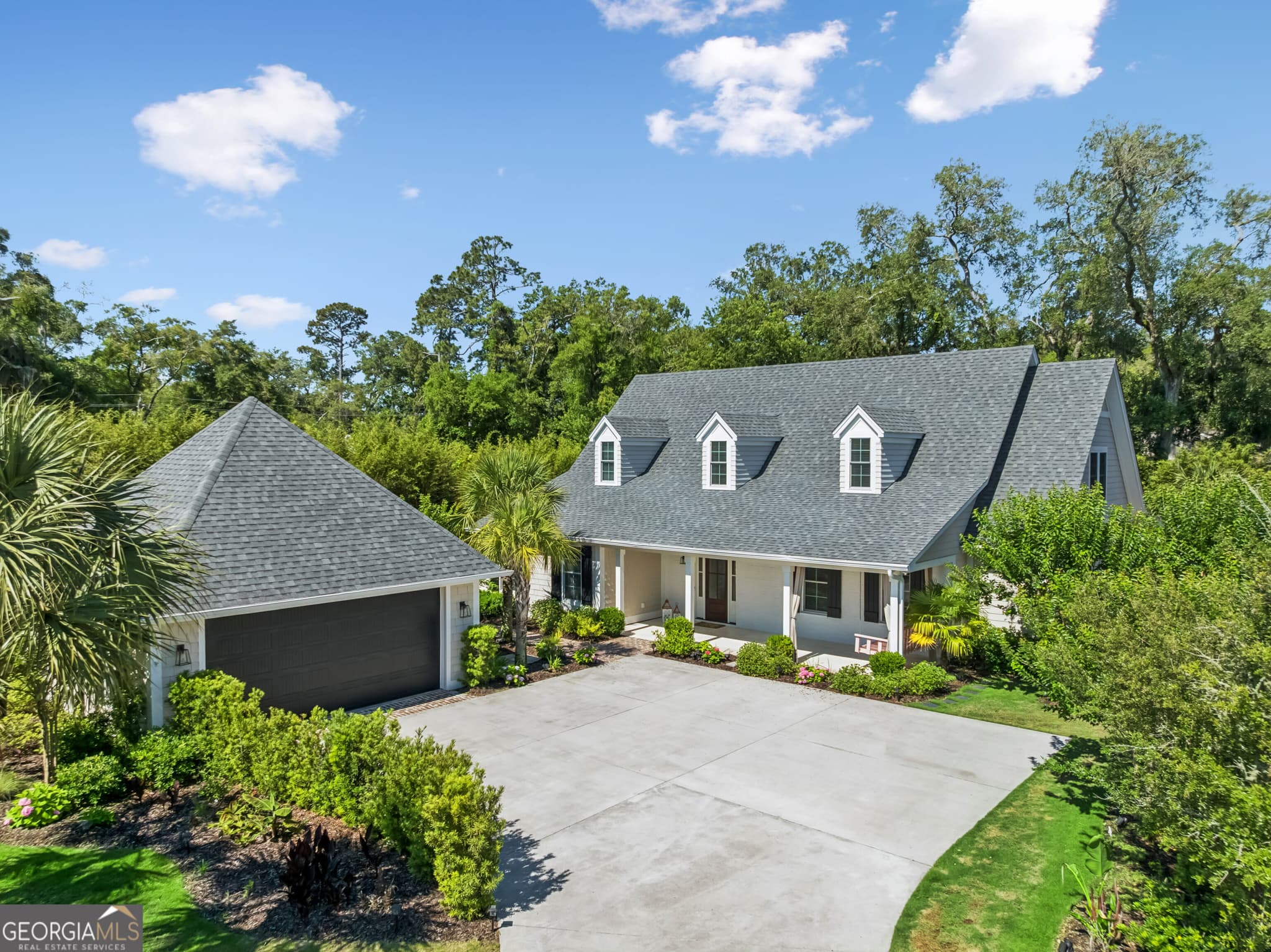 4 bedroom, 4 bathroom, 4,086 sq ft single family residence for sale at 15 Couper Place, St. Simons, GA 31522