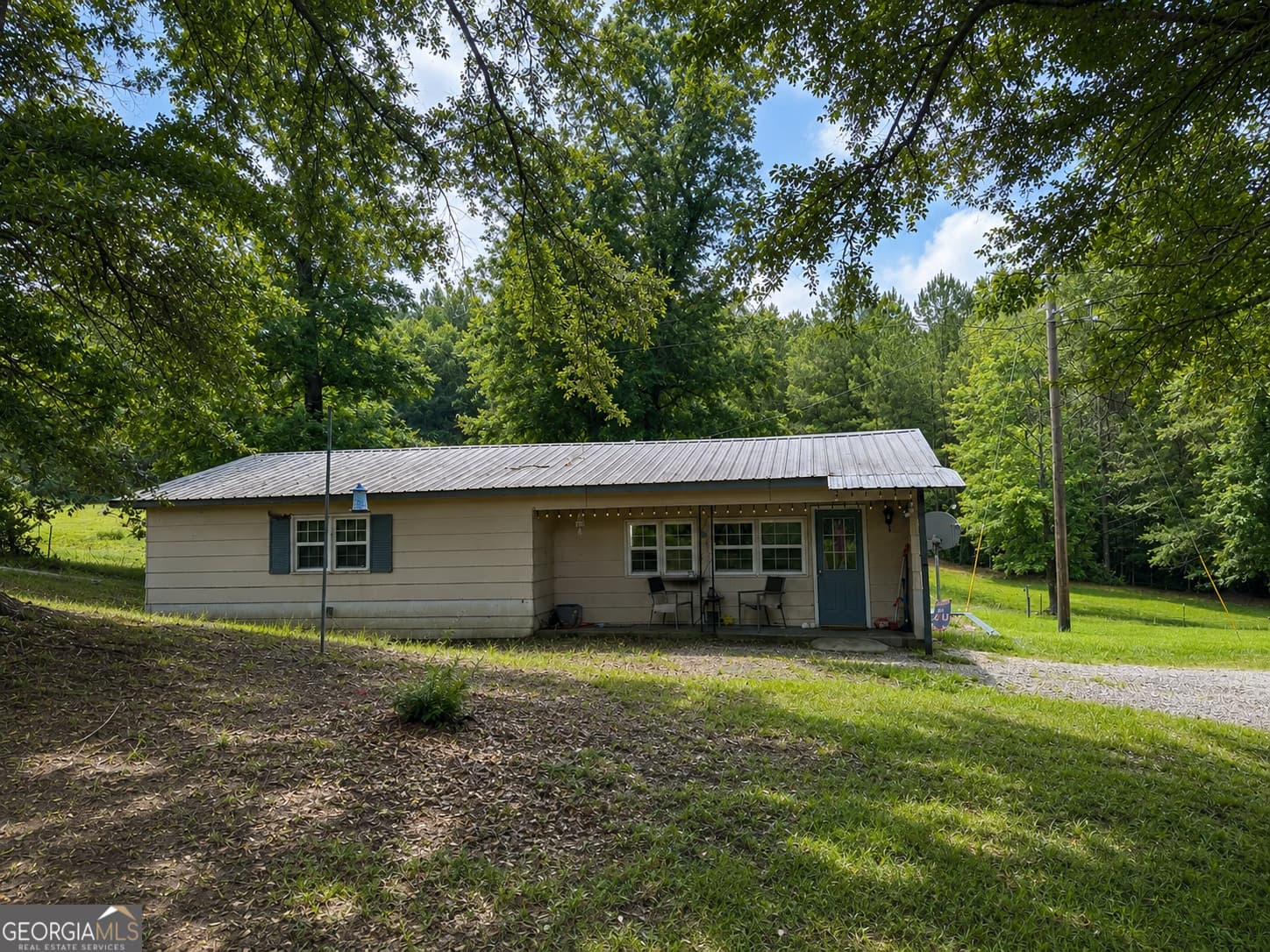 2 bedroom, 2 bathroom, 1,388 sq ft single family residence sold at 383 Patterson Lane, Franklin, GA 30217