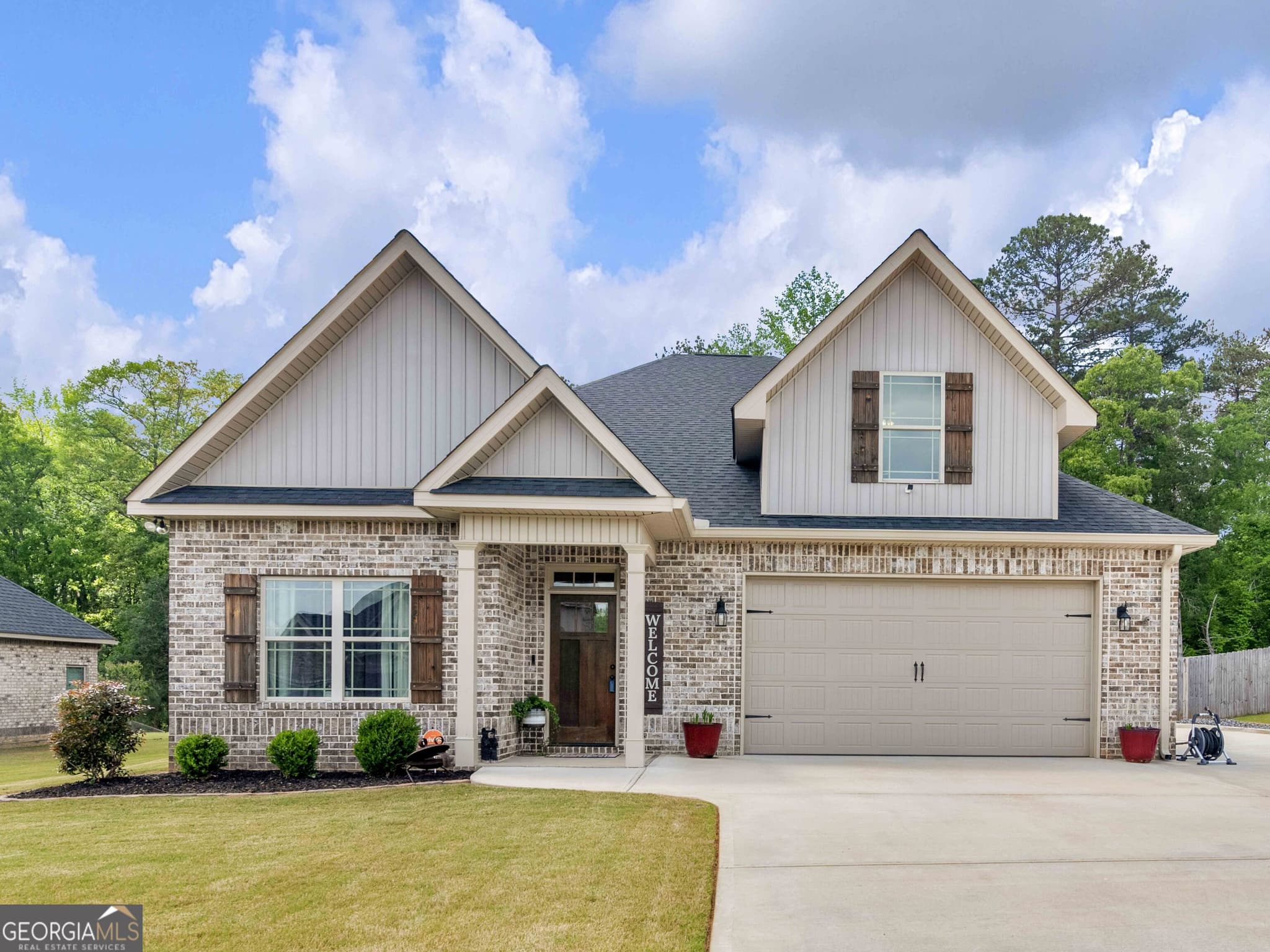 4 bedroom, 3 bathroom, 2,180 sq ft single family residence sold at 497 Barbara Court, Forsyth, GA 31029