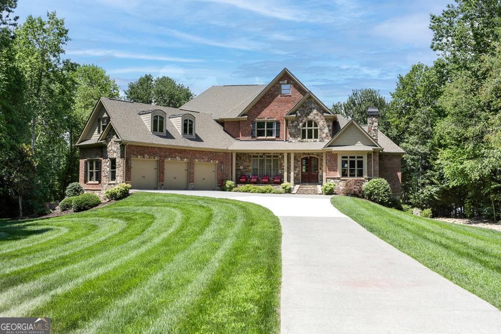 4 bedroom, 4.5 bathroom single family residence sold at 234 Shores Drive, Hayesville, NC 28904
