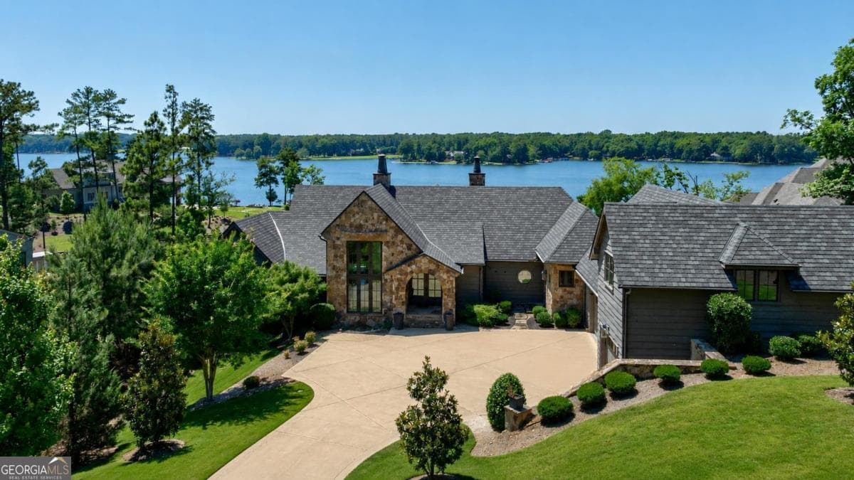 5 bedroom, 6 bathroom, 6,455 sq ft single family residence sold at 1010 Sundown View, Greensboro, GA 30642