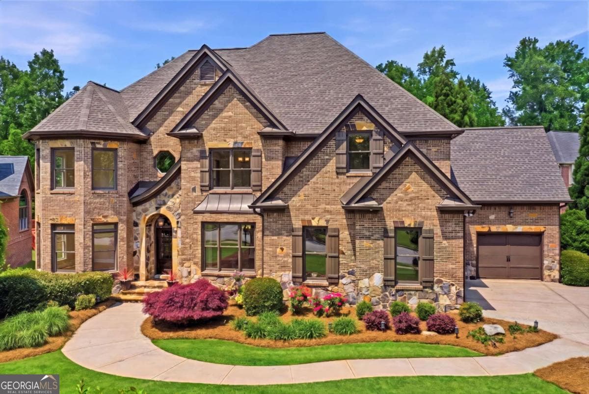 5 bedroom, 5 bathroom, 6,478 sq ft single family residence sold at 3501 Falls Branch Court, Buford, GA 30519