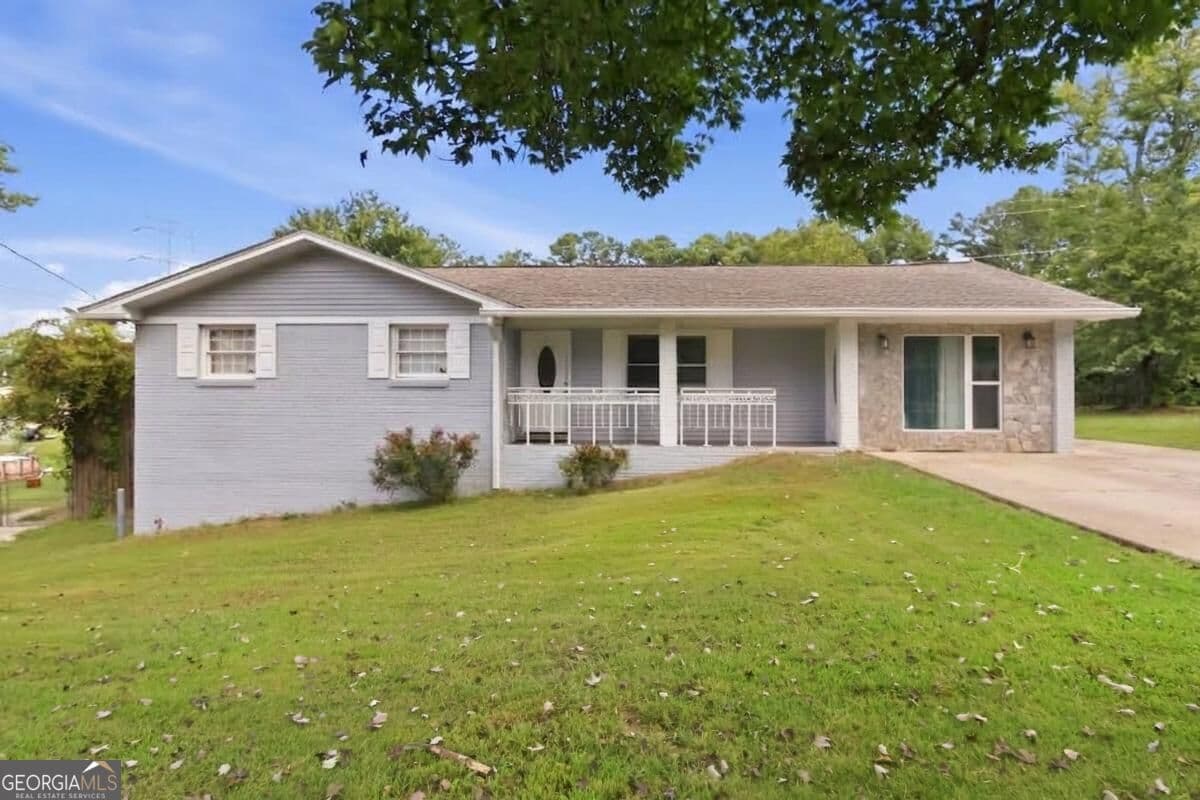 6 bedroom, 4 bathroom, 1,148 sq ft single family residence for sale at 1594 Dellwood Circle, Morrow, GA 30260