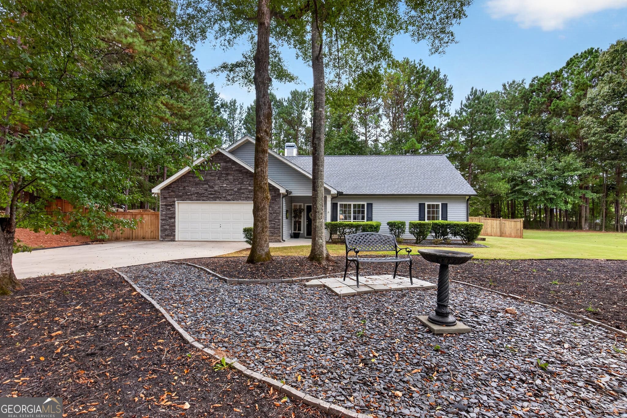 3 bedroom, 2 bathroom, 1,506 sq ft single family residence for sale at 371 Northridge Drive, Senoia, GA 30276