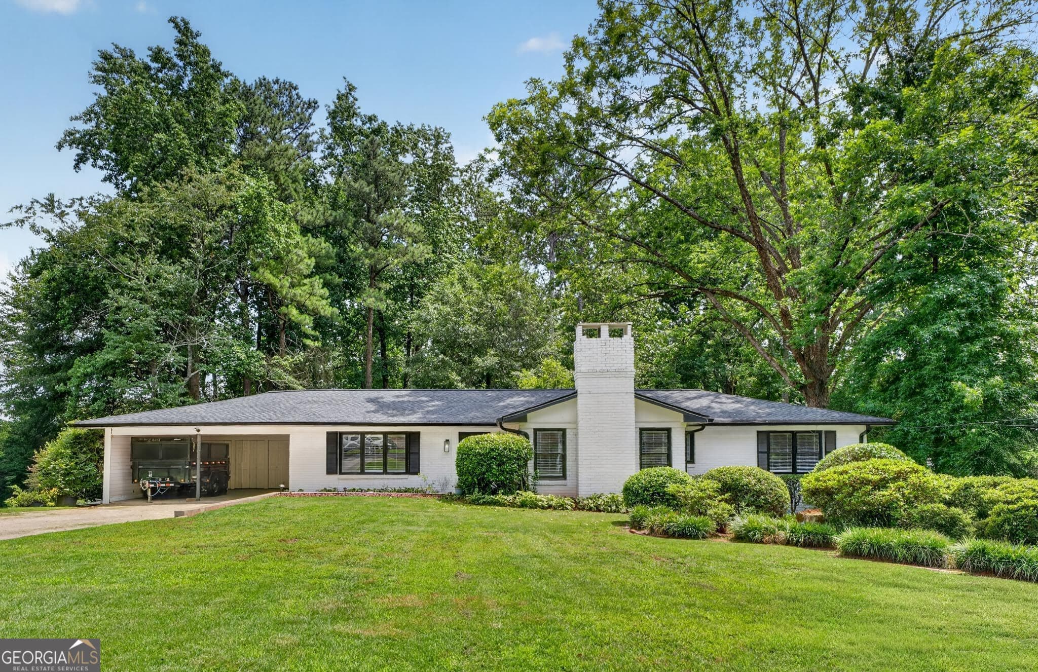 5 bedroom, 3 bathroom, 1,797 sq ft single family residence sold at 625 Patrick Place, Sandy Springs, GA 30328