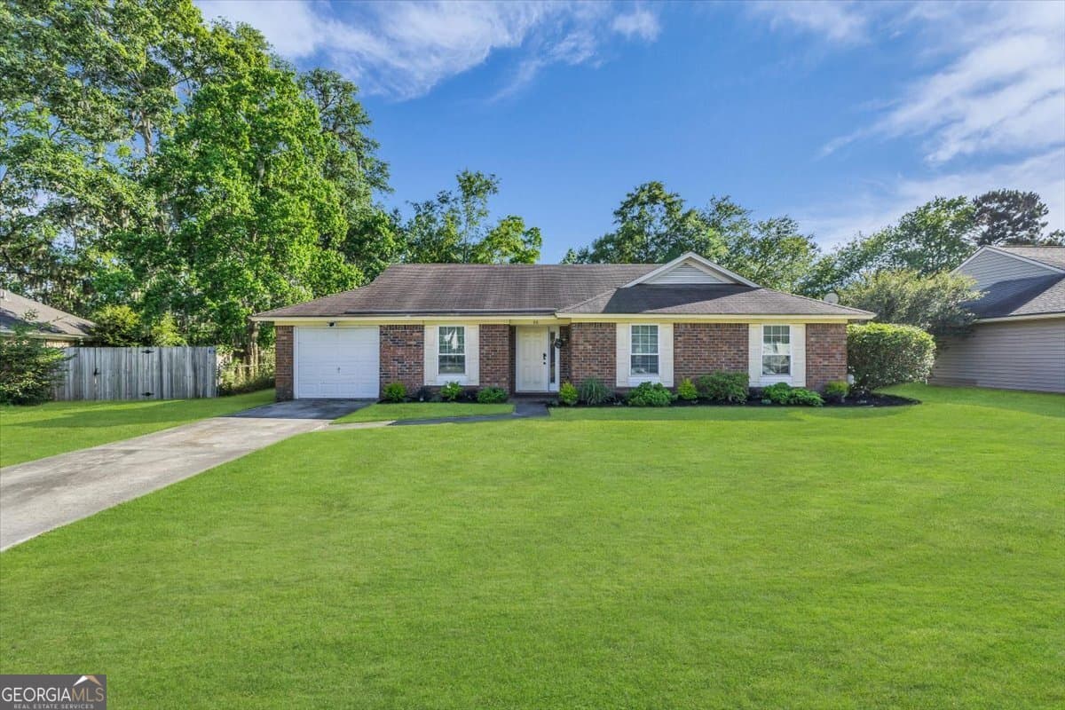 3 bedroom, 2 bathroom, 1,587 sq ft single family residence for sale at 40 Whippoorwill Lane, Richmond Hill, GA 31324