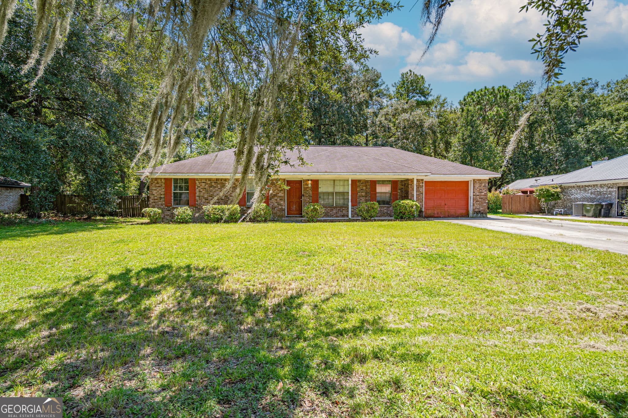 4 bedroom, 2 bathroom, 1,590 sq ft single family residence sold at 194 McCumber Drive, Allenhurst, GA 31301