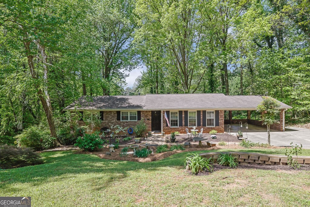 3 bedroom, 2 bathroom, 2,174 sq ft single family residence sold at 3139 Mary Drive, Marietta, GA 30066