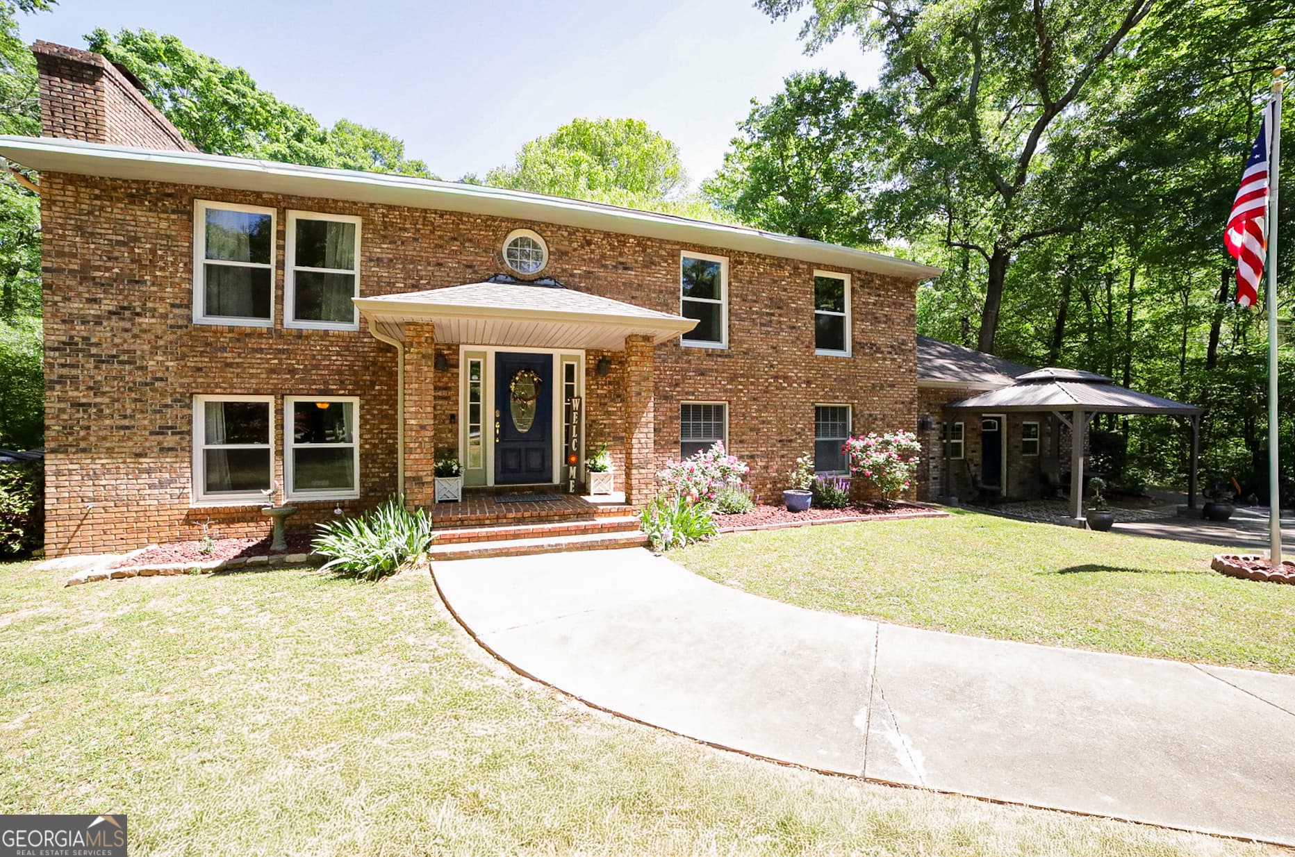 5 bedroom, 5 bathroom, 3,380 sq ft single family residence for sale at 298 Hudson River Drive, Commerce, GA 30530