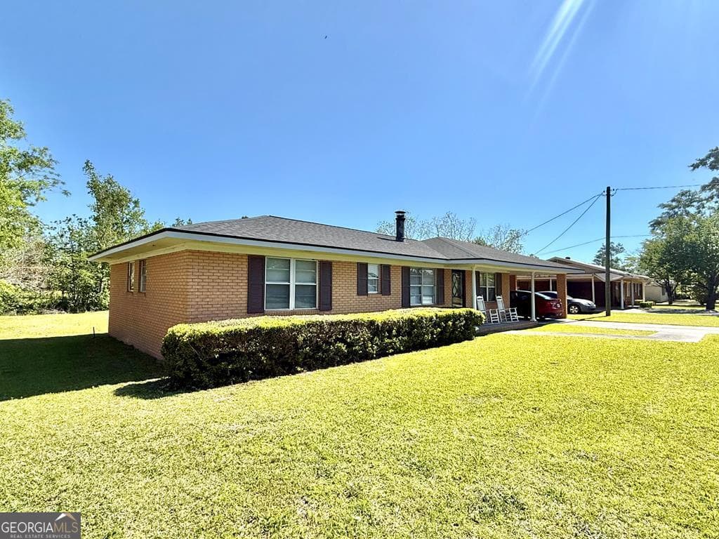 60 Lakeside Drive, Hazlehurst, GA 31539 — most recent listing photo