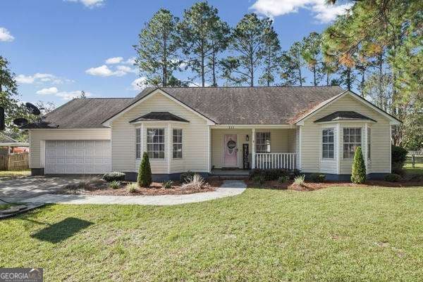 3 bedroom, 2 bathroom, 1,452 sq ft single family residence for sale at 822 E 44Th, Tifton, GA 31794