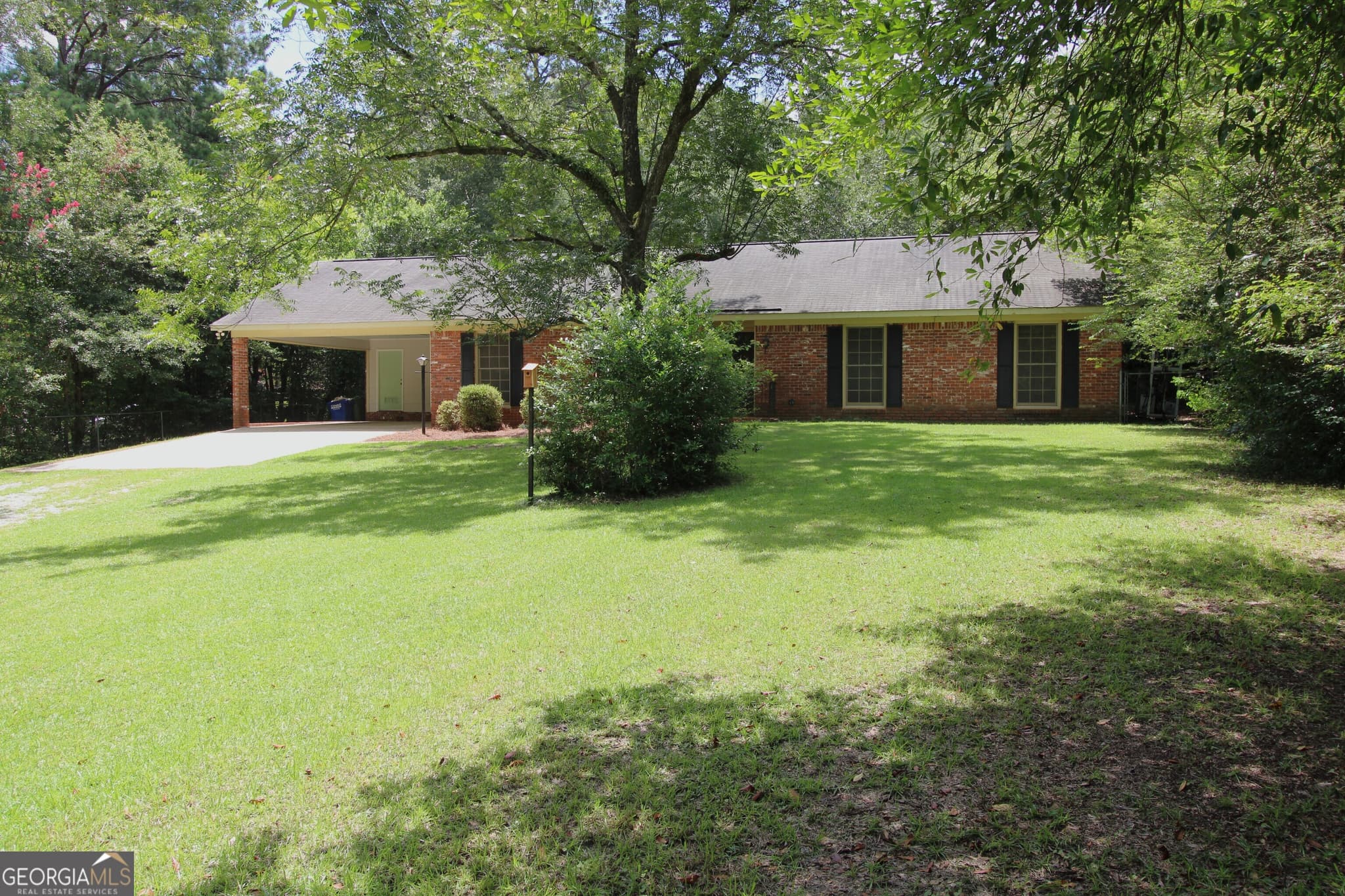 3 bedroom, 2 bathroom, 1,718 sq ft single family residence for sale at 5400 Holland Drive, Columbus, GA 31909