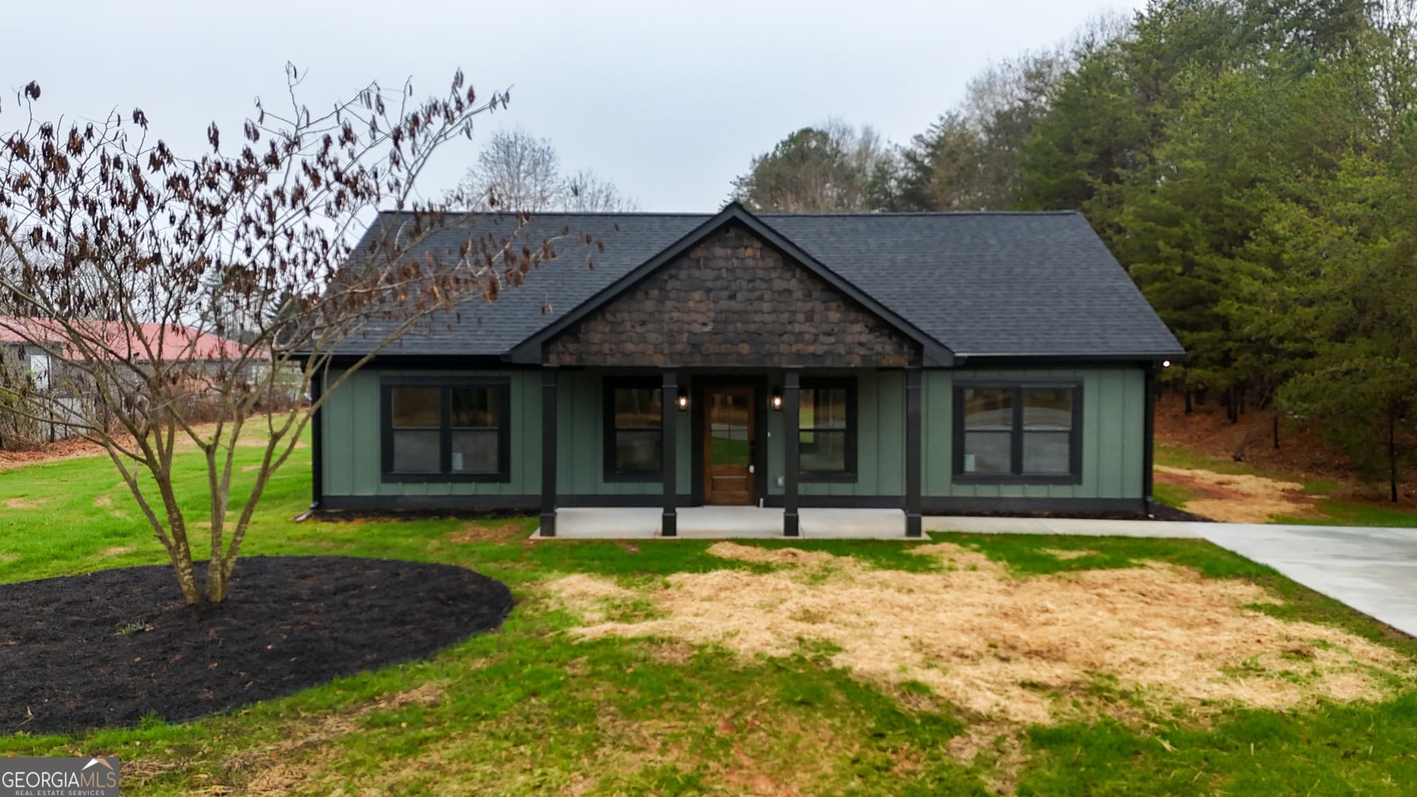 2 bedroom, 2.5 bathroom, 1,380 sq ft single family residence for sale at 155 Hollywood Church Road, Clarkesville, GA 30523