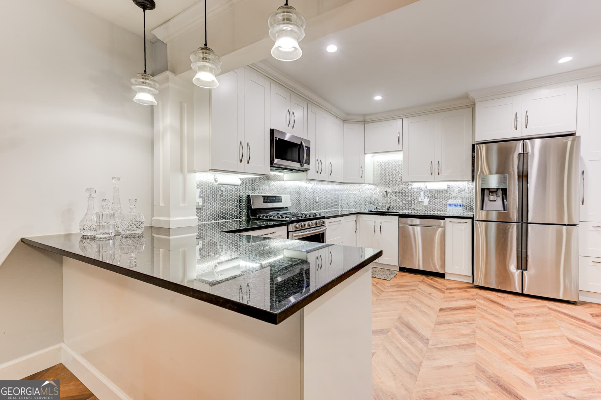 3 bedroom, 3 bathroom, 1,830 sq ft condominium sold at 2075 Clairmeade Valley Road, Atlanta, GA 30329
