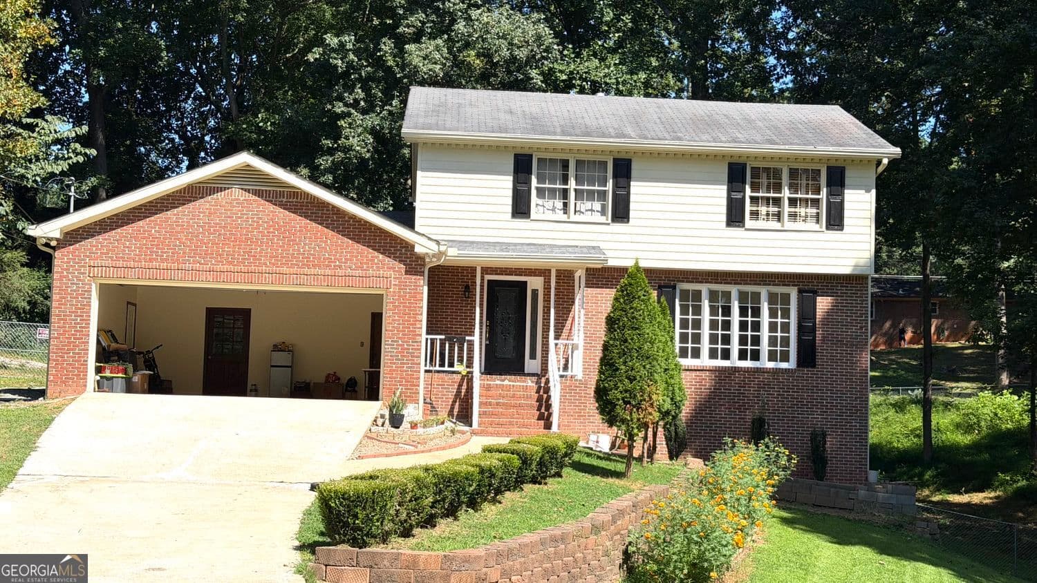 4 bedroom, 3.5 bathroom, 3,444 sq ft single family residence for sale at 574 Hickory Hills Court, Stone Mountain, GA 30083