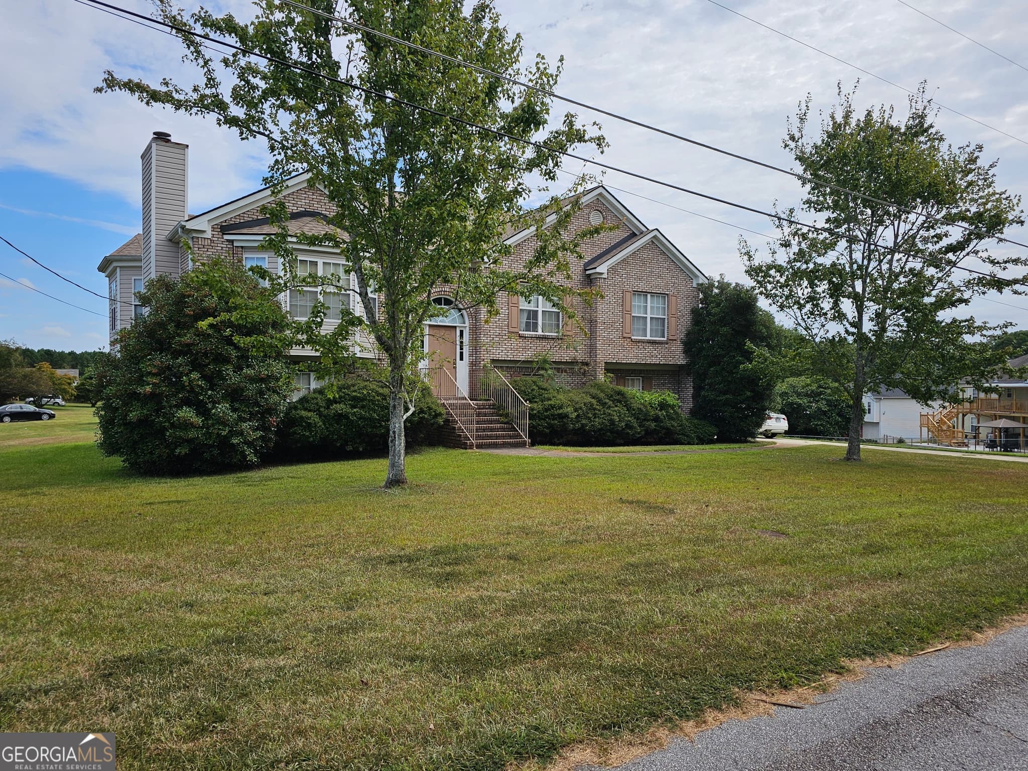 3 bedroom, 2 bathroom, 2,241 sq ft single family residence sold at 3885 Laurens Lane, Snellville, GA 30039