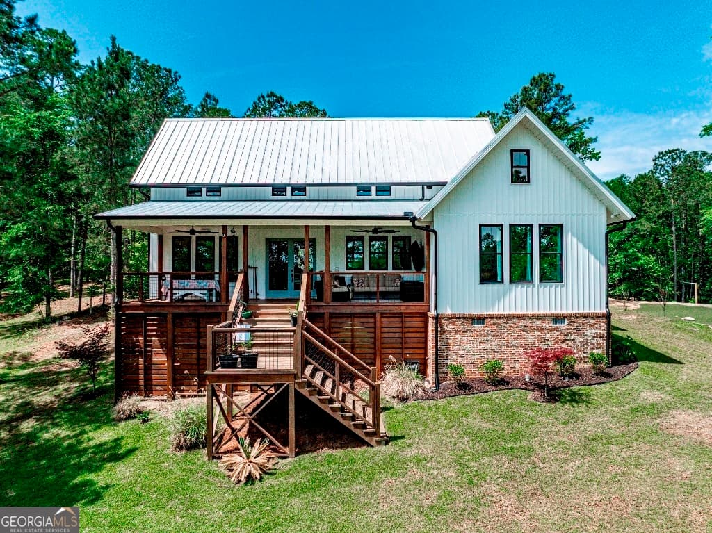 3 bedroom, 3 bathroom, 1,937 sq ft single family residence sold at 122 Island Creek Drive, Sparta, GA 31087