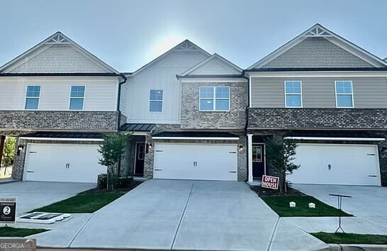 3 bedroom, 2.5 bathroom townhouse for sale at 15 Creekside Commons Drive, Hoschton, GA 30548
