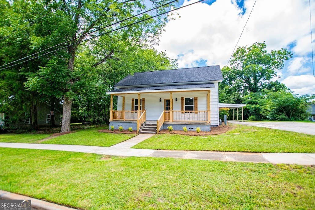 3 bedroom, 3 bathroom, 1,923 sq ft single family residence sold at 115 Pine Street, Carrollton, GA 30117