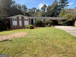 5 bedroom, 3 bathroom, 3,141 sq ft single family residence for sale at 323 Forest Hill Drive, Warner Robins, GA 31088
