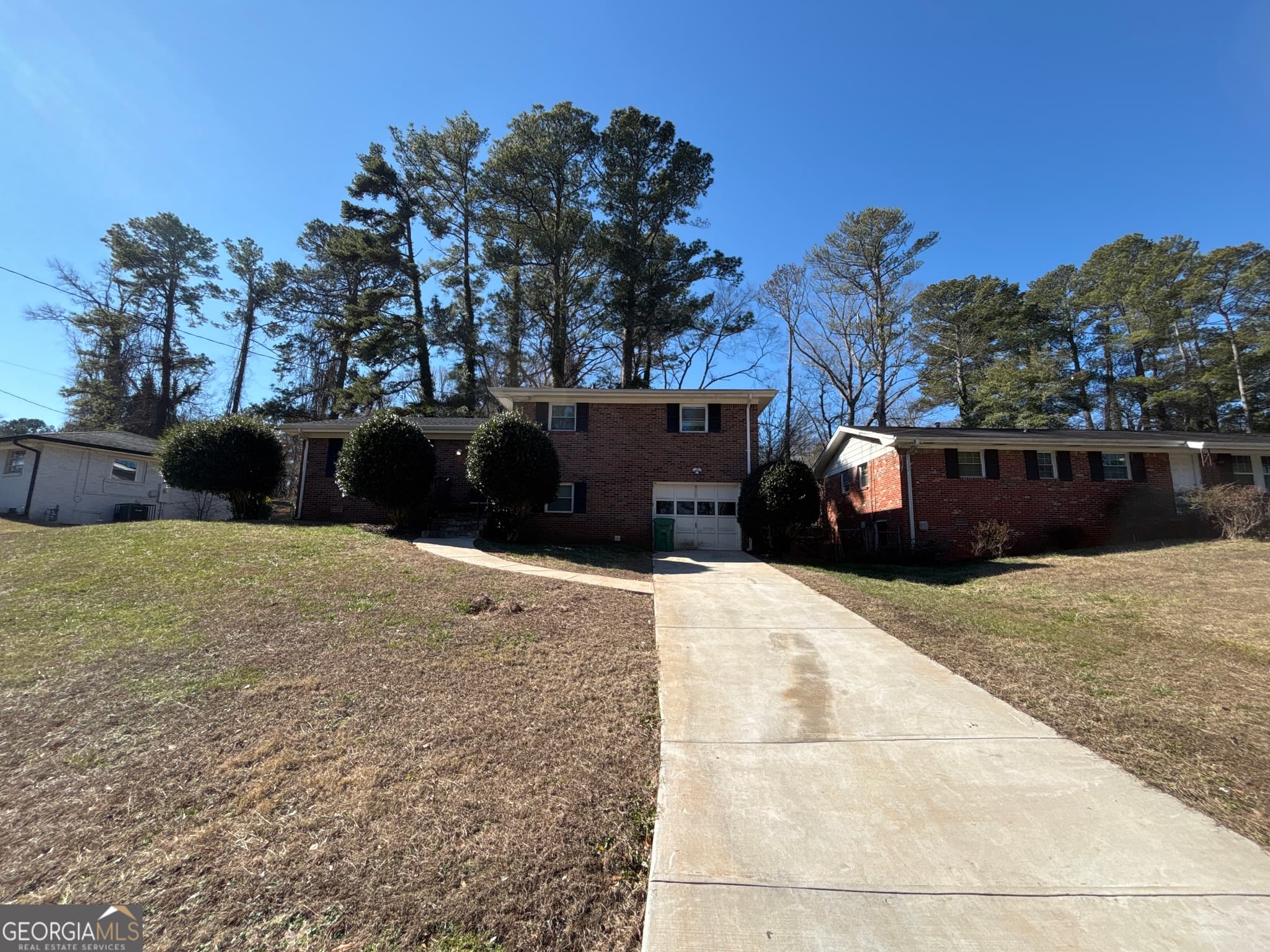 4 bedroom, 2 bathroom, 1,550 sq ft single family residence for sale at 3673 Glen Falls Drive, Decatur, GA 30032