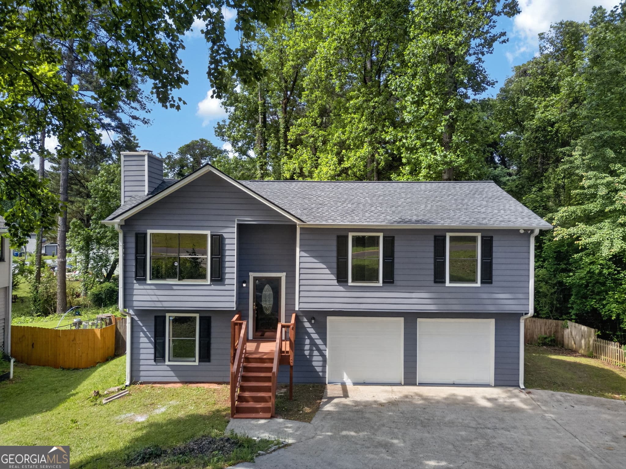 4 bedroom, 2.5 bathroom, 2,673 sq ft single family residence sold at 4298 Buckingham Place, Duluth, GA 30096