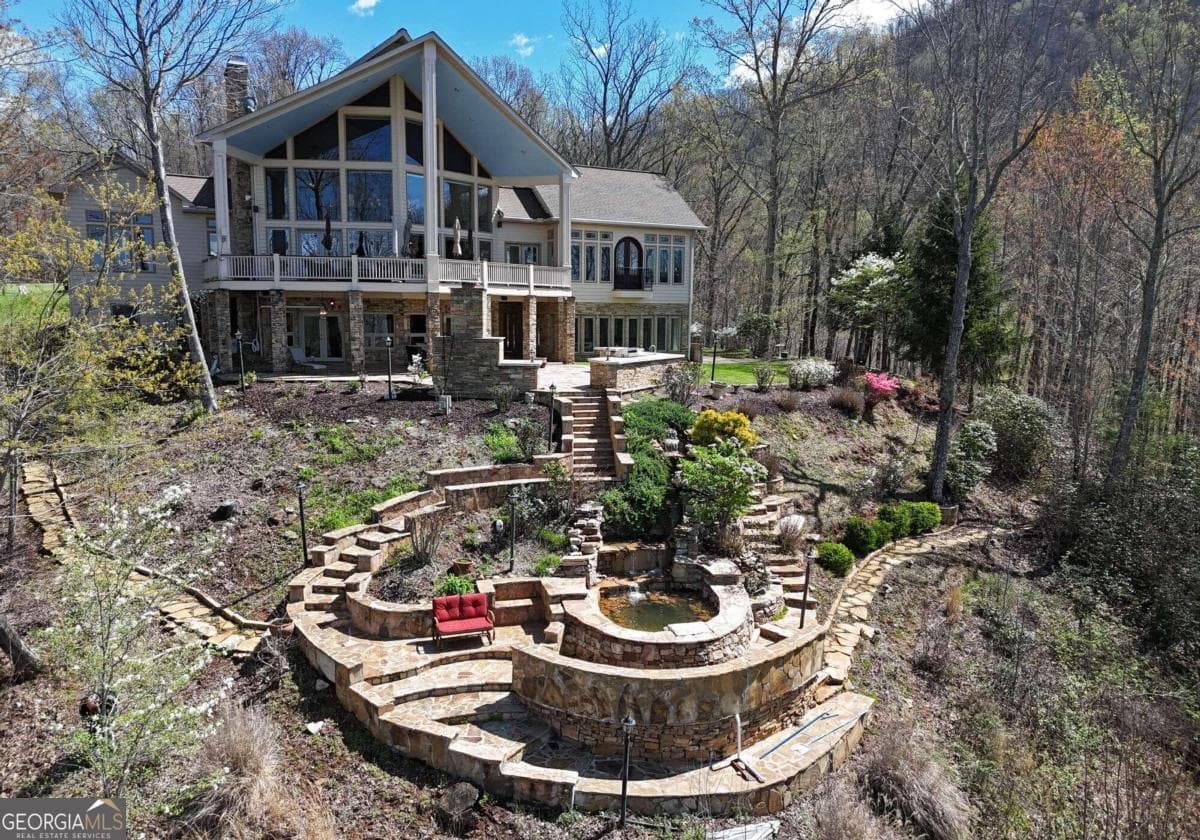 4 bedroom, 5 bathroom single family residence sold at 282 Brianna Lane, Hayesville, NC 28904