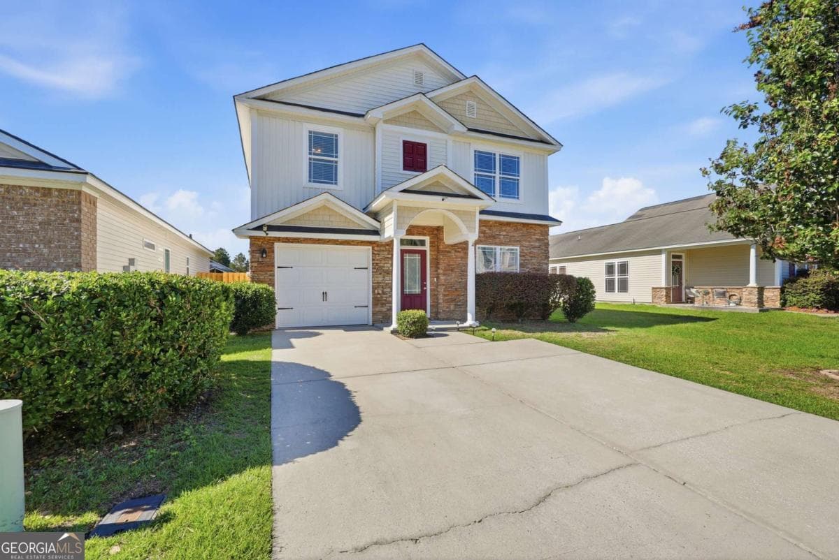 3 bedroom, 2.5 bathroom single family residence sold at 149 Chapel Lake, Savannah, GA 31419