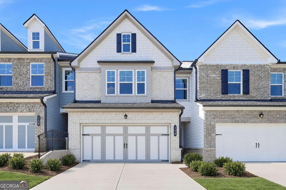 3 bedroom, 2.5 bathroom, 1,846 sq ft townhouse for sale at 104 Rope Mill Court 2, Holly Springs, GA 30115