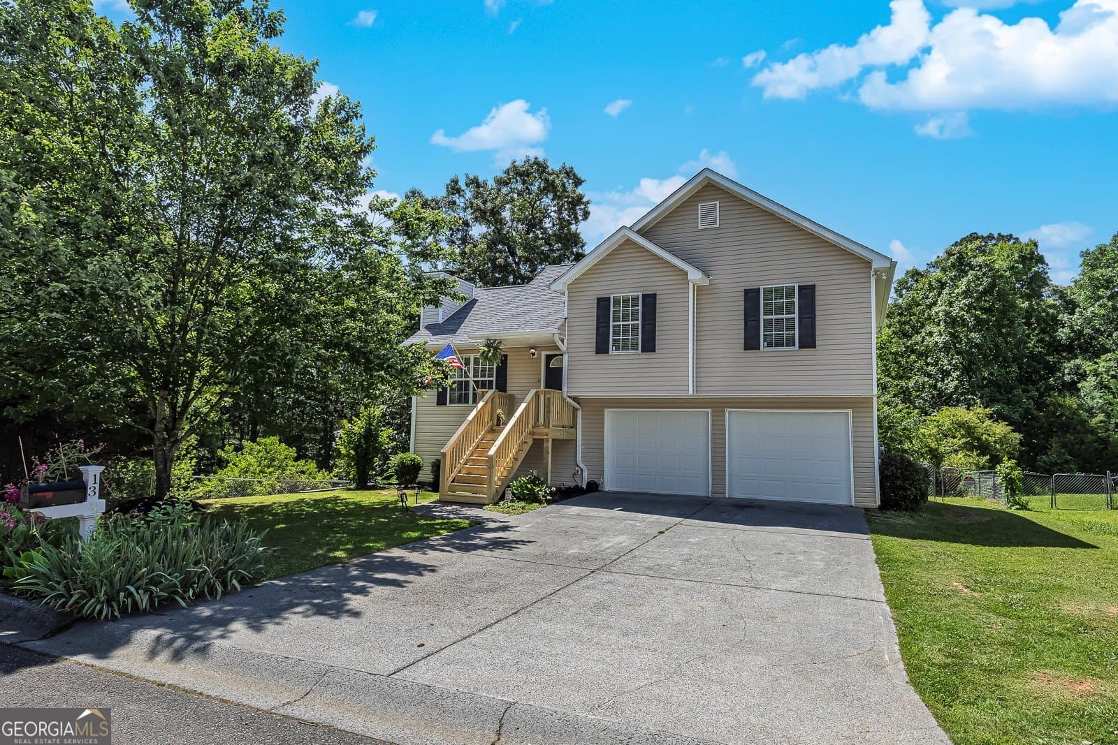 3 bedroom, 2 bathroom, 1,539 sq ft single family residence sold at 13 Oak Grove Lane, Adairsville, GA 30103