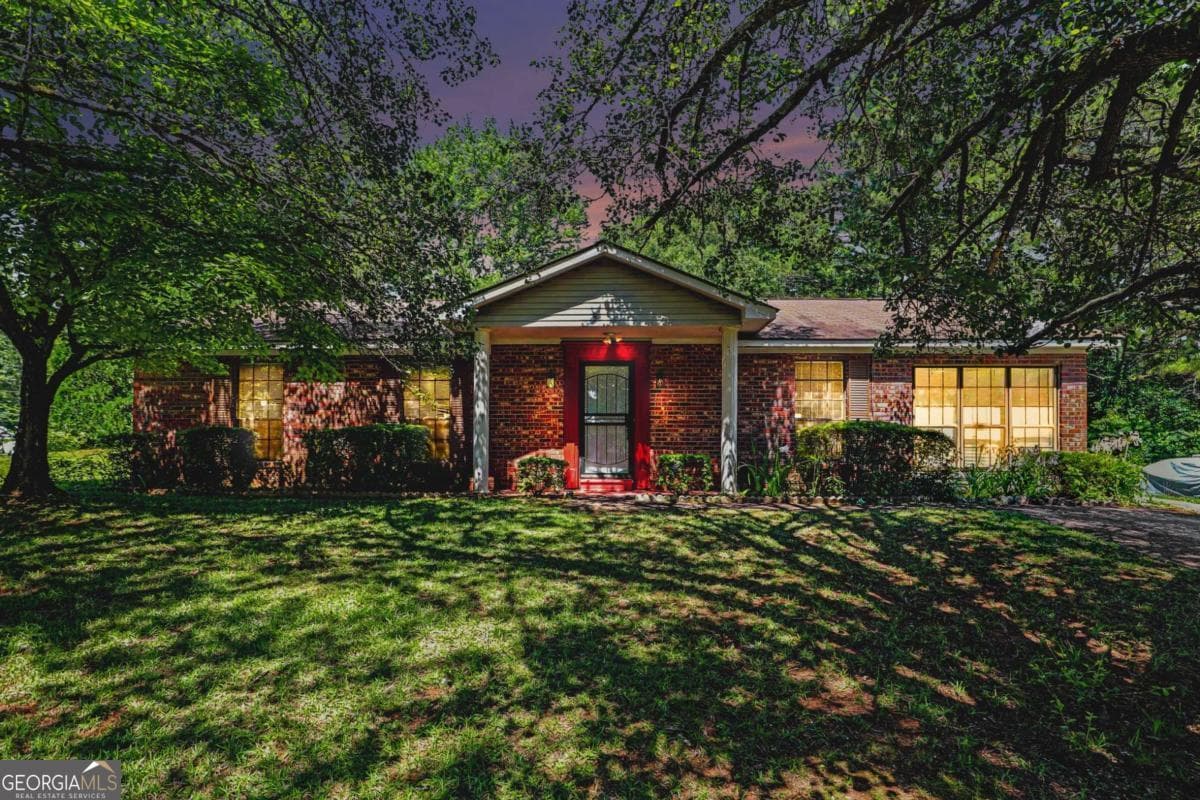3 bedroom, 2 bathroom, 1,485 sq ft single family residence sold at 1870 Taffeta Cove, Lithonia, GA 30058