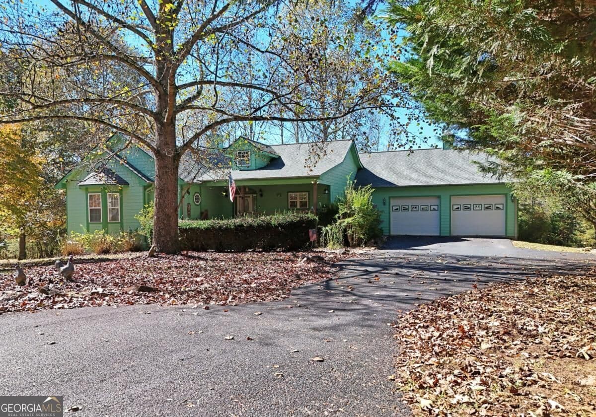 4 bedroom, 3 bathroom, 4,114 sq ft single family residence for sale at 154 Kiloran Way 21, Blairsville, GA 30512