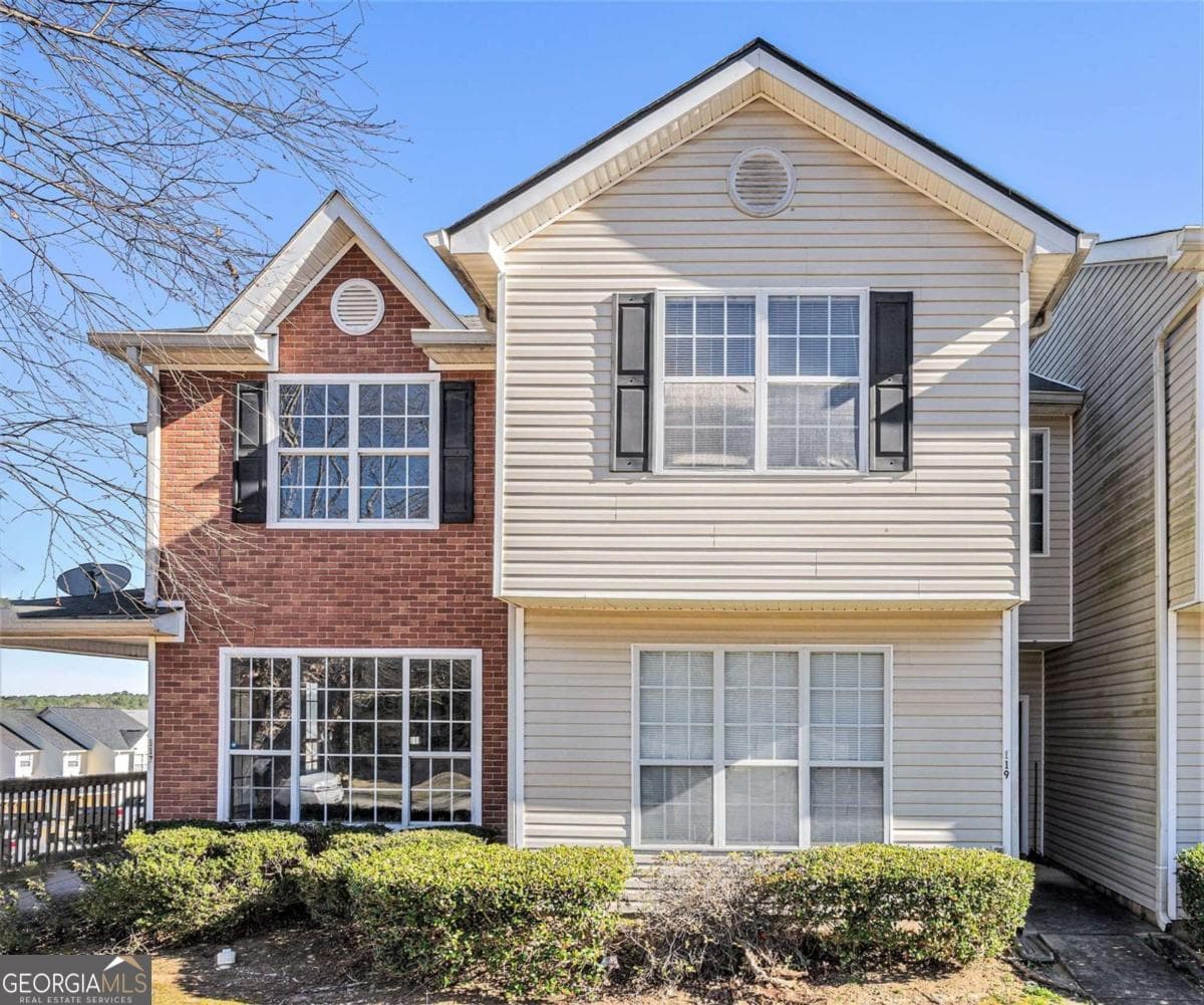 4 bedroom, 2.5 bathroom, 1,640 sq ft townhouse sold at 119 Odyssey Turn, Conyers, GA 30012