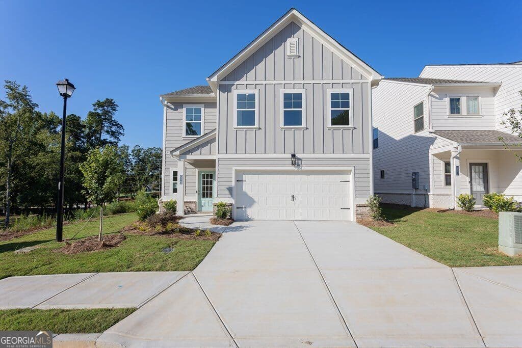 4 bedroom, 2.5 bathroom, 2,295 sq ft single family residence for sale at 3041 Sea Aster Way, Buford, GA 30519