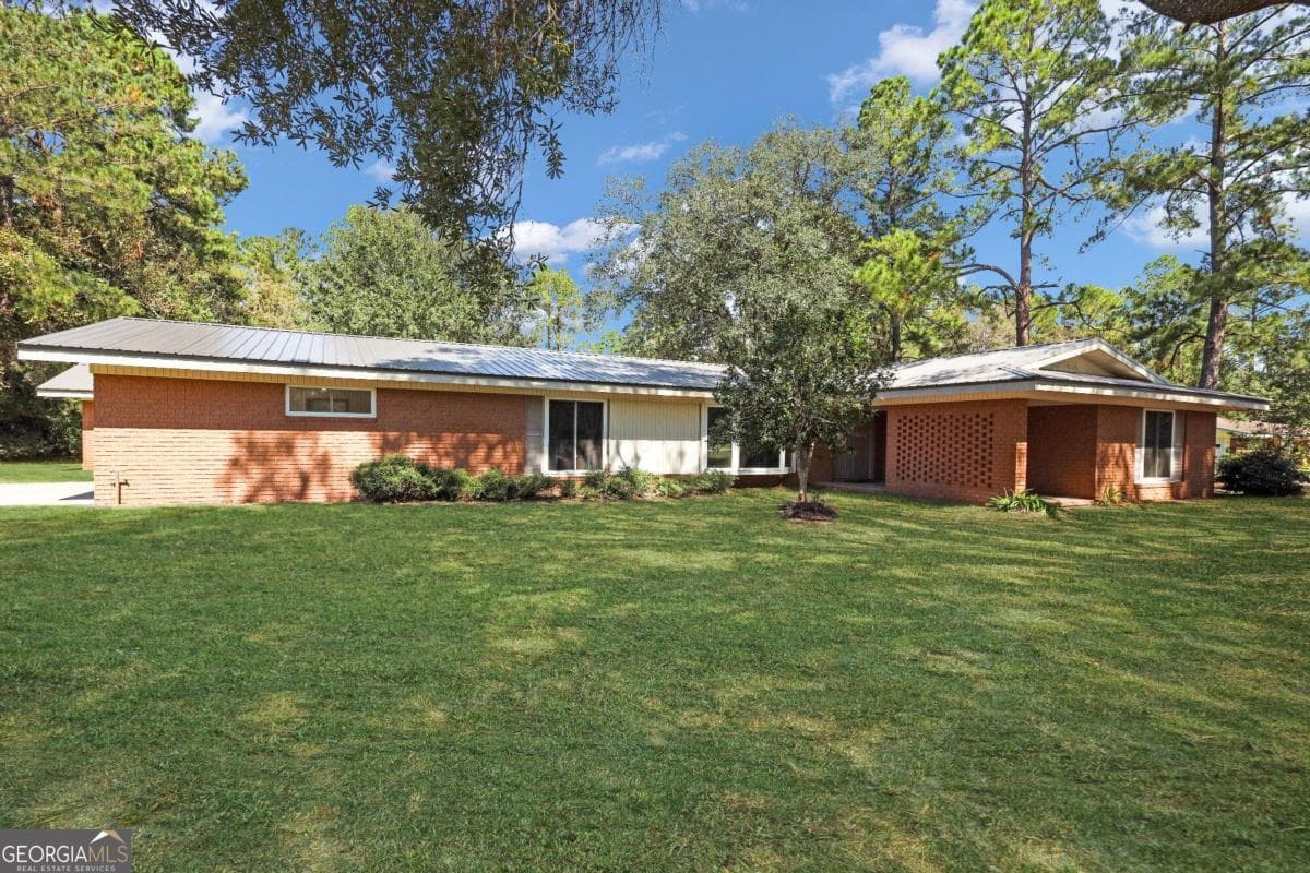 206 Glynn Street, Jesup, GA 31545 — most recent listing photo